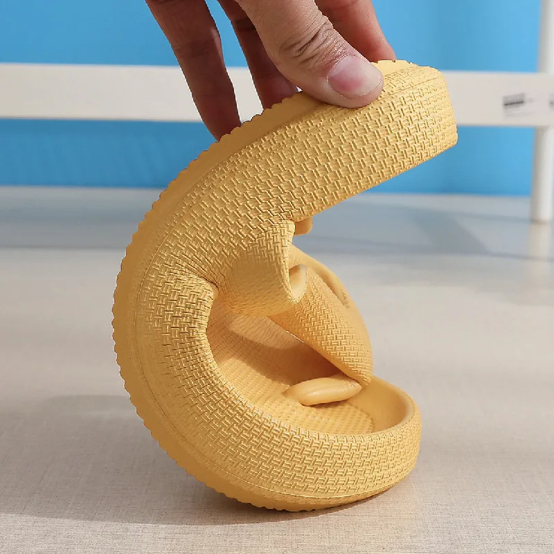 Tongs compensées antidérapante - Water Shoes avis et prix