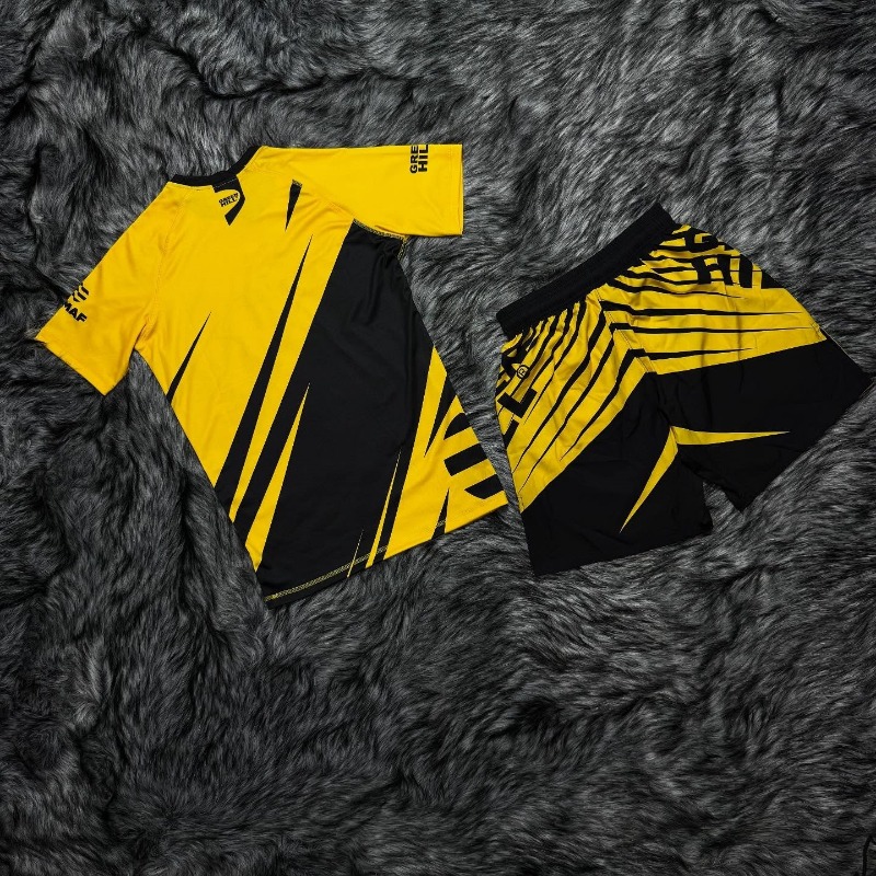Nouvel ensemble sportif IMMAF  - Rash Guard avis et prix